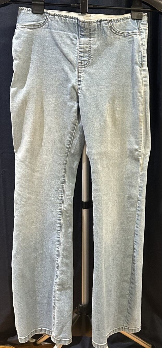Forever 21 Kids Denim Straight Leg Jeans Girls size 13/14